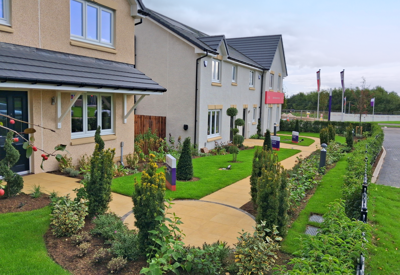 Whitefield Gardens show home garden design, Millerhill Midlothian — Cala Homes